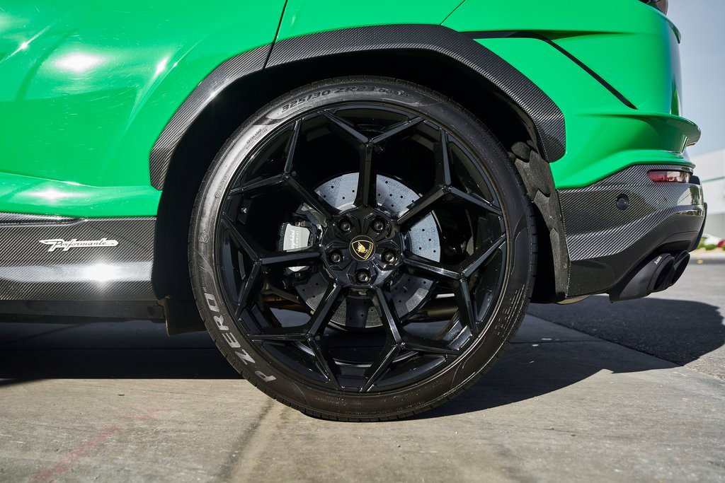Used 2024 Lamborghini Urus Performante image 23