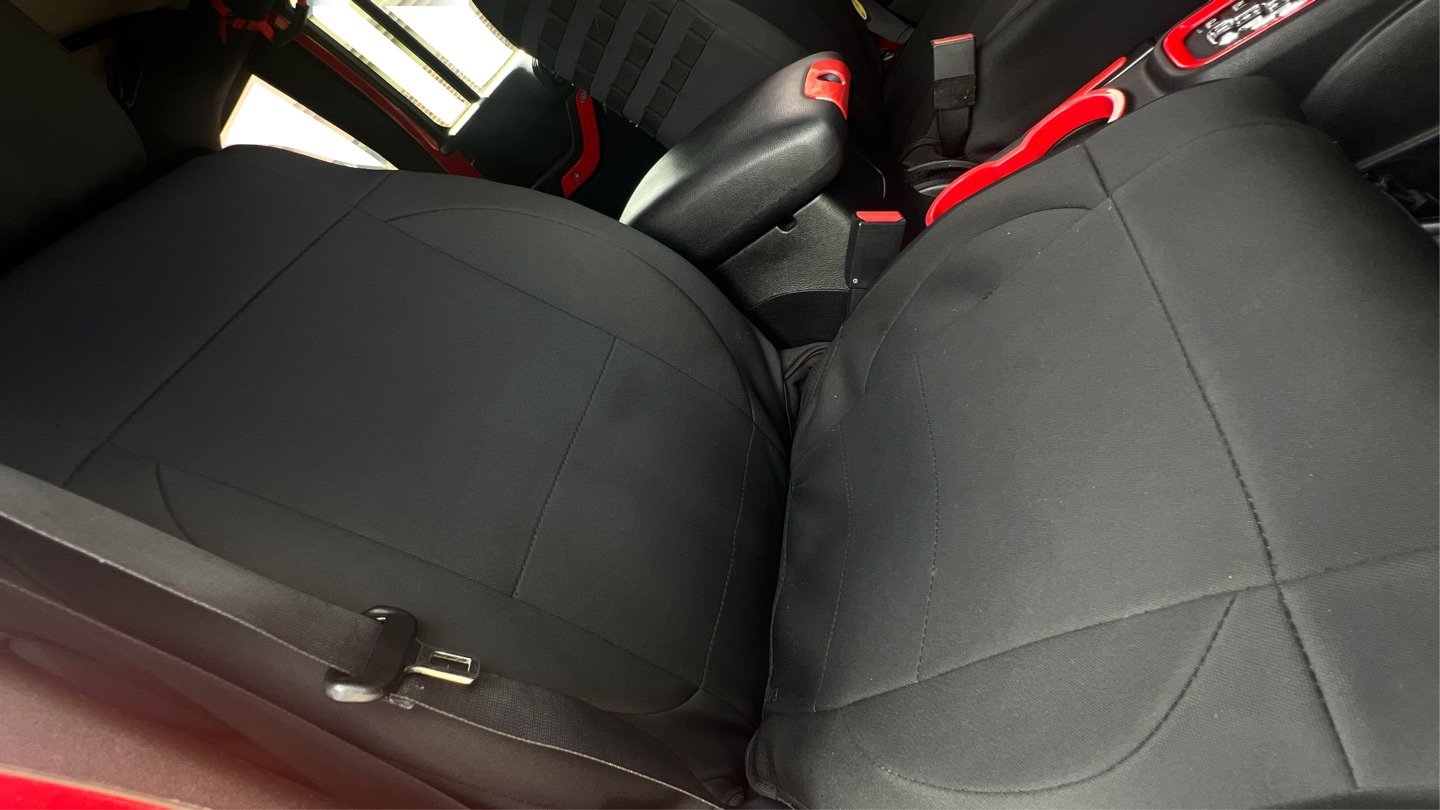 Used 2015 Jeep Wrangler Unlimited Sport w/ Quick Order Package 24S AWD/4WD image 24