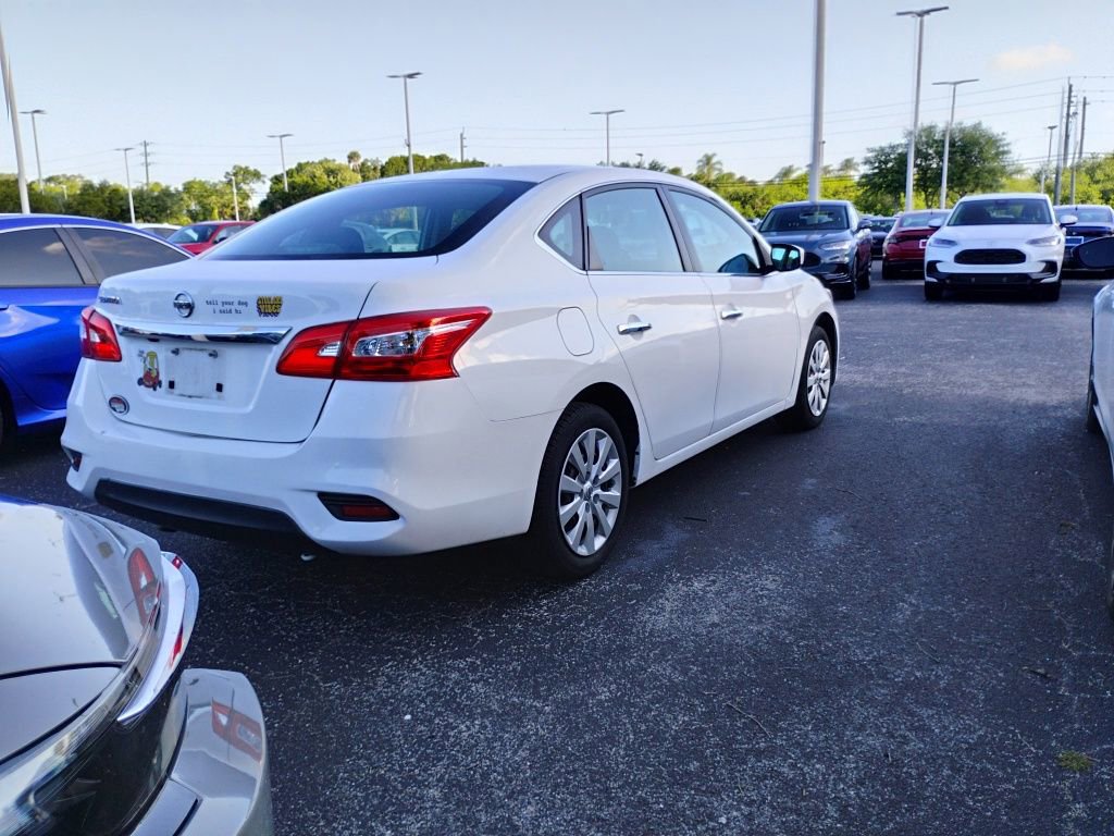Used 2018 Nissan Sentra S FWD image 2