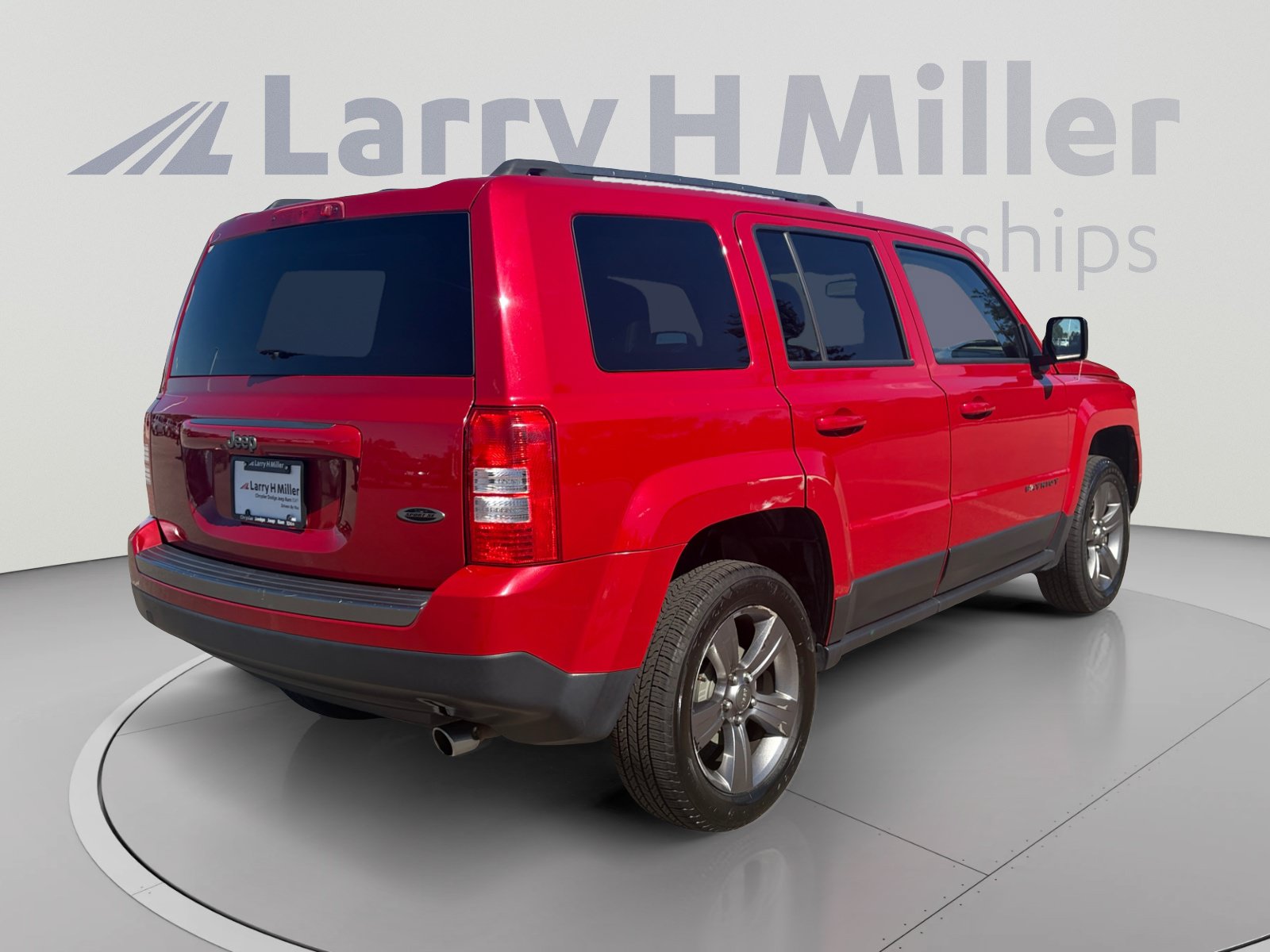 Used 2016 Jeep Patriot Sport w/ Power Value Group FWD image 6