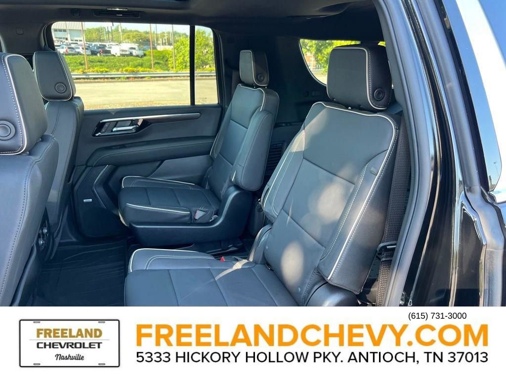 New 2026 Chevrolet Suburban Premier w/ Sun And Tow Package image 24
