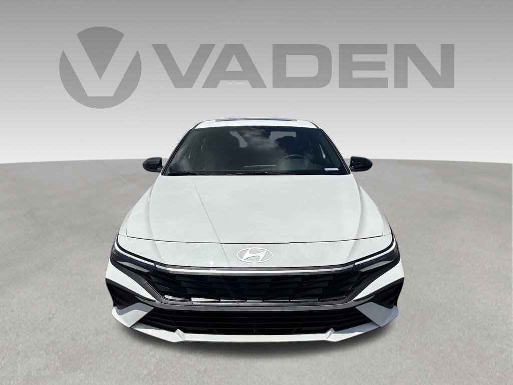 New 2026 Hyundai Elantra SEL Sport FWD image 8