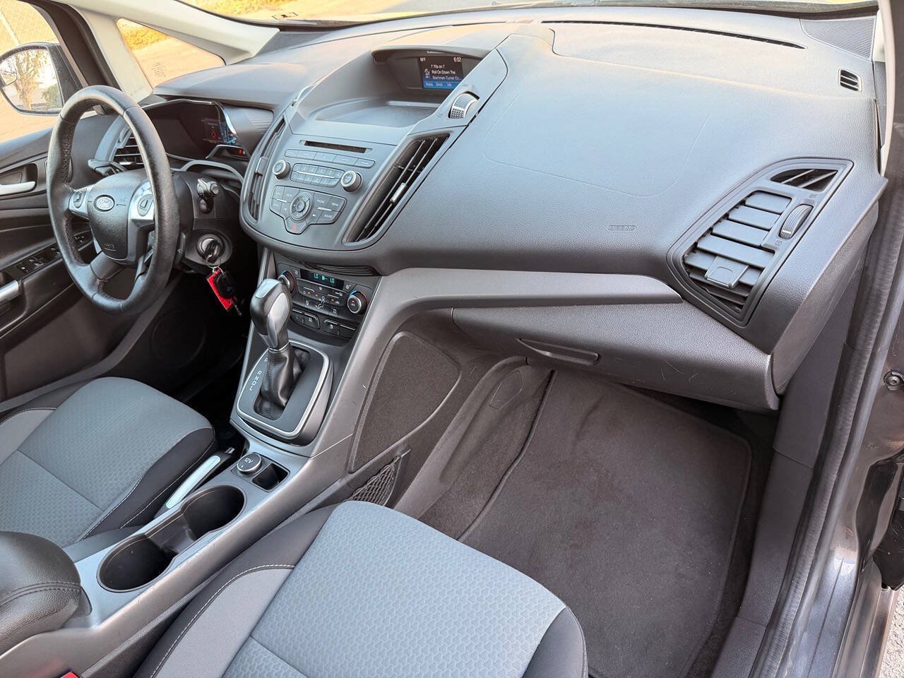 Used 2017 Ford C-MAX SE FWD image 36