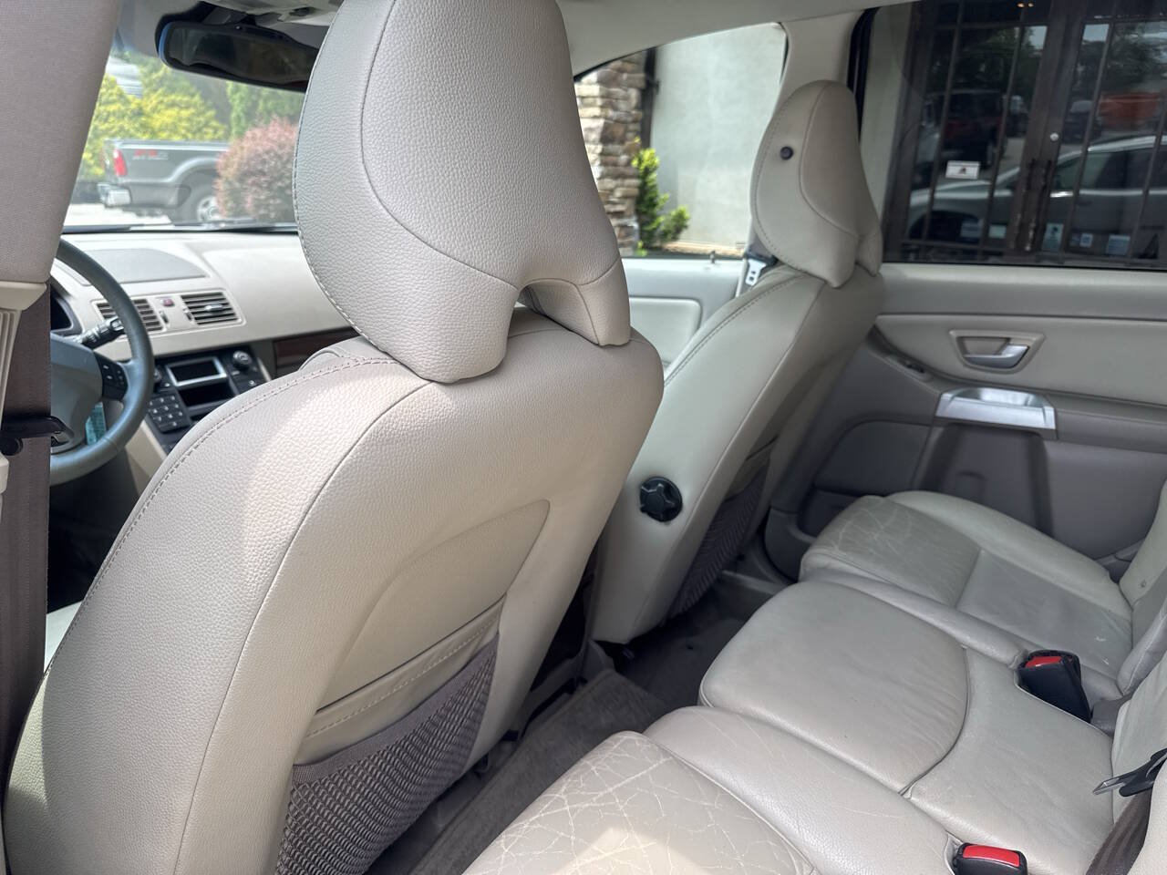 Used 2005 Volvo XC90 2.5T AWD/4WD image 12