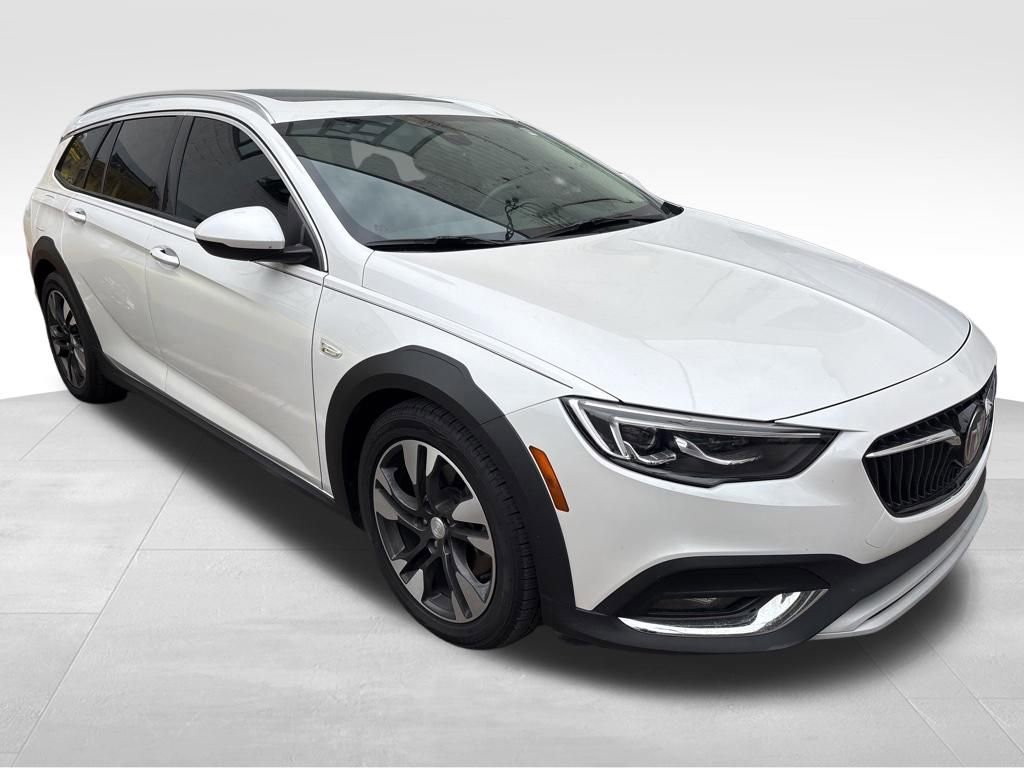 Used 2019 Buick Regal Essence w/ Driver Confidence Package I AWD/4WD image 5