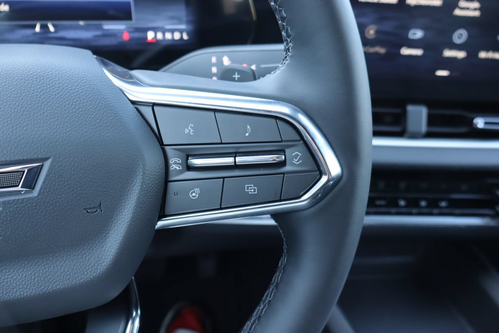New 2027 Chevrolet Equinox LT w/ Midnight Edition FWD image 9