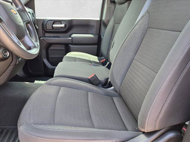 Used 2025 Chevrolet Silverado 2500 Custom AWD/4WD image 15
