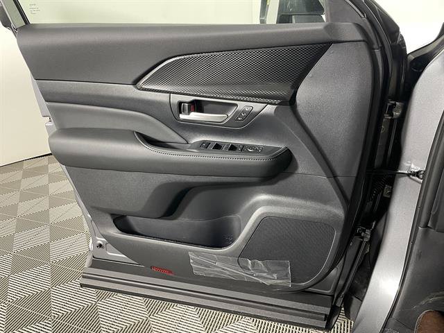 New 2026 Toyota Grand Highlander AWD Hybrid image 19