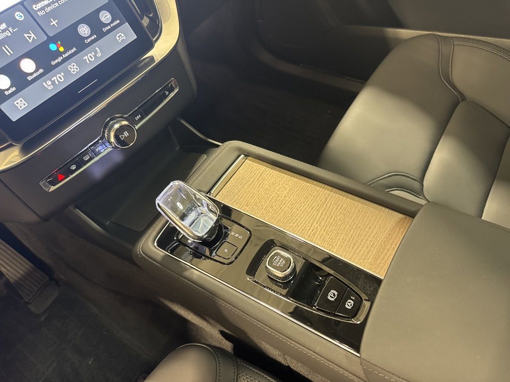 Used 2026 Volvo XC90 B5 Plus w/ Protection Package image 14