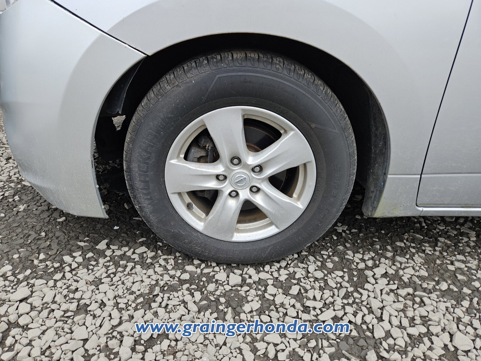 Used 2016 Nissan Quest SV FWD image 10