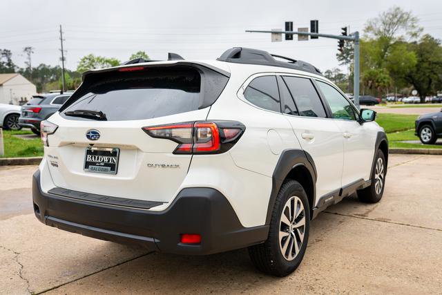 Certified 2025 Subaru Outback Premium AWD/4WD image 35