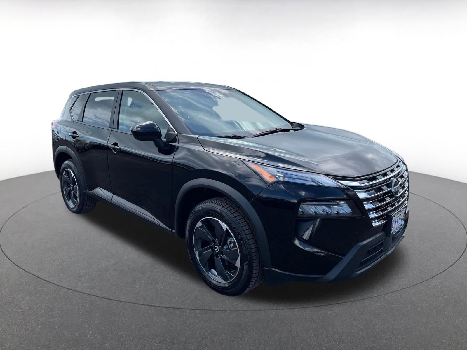 Used 2025 Nissan Rogue SV