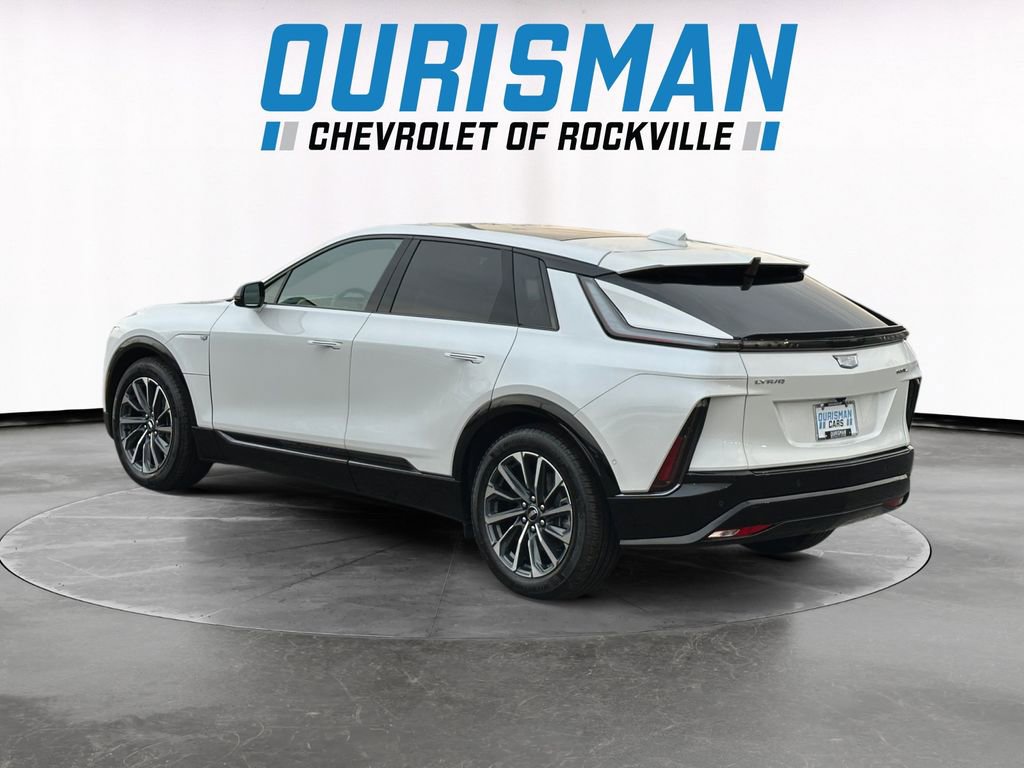 Used 2025 Cadillac Lyriq Sport image 4