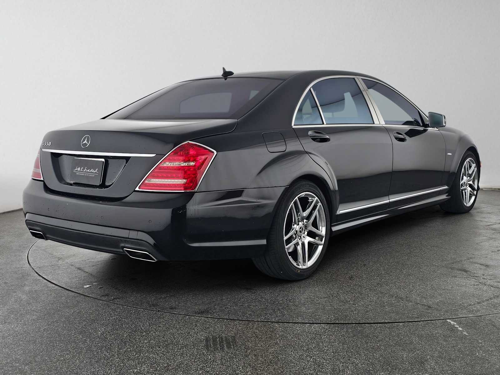 Used 2012 Mercedes-Benz S 550 image 3