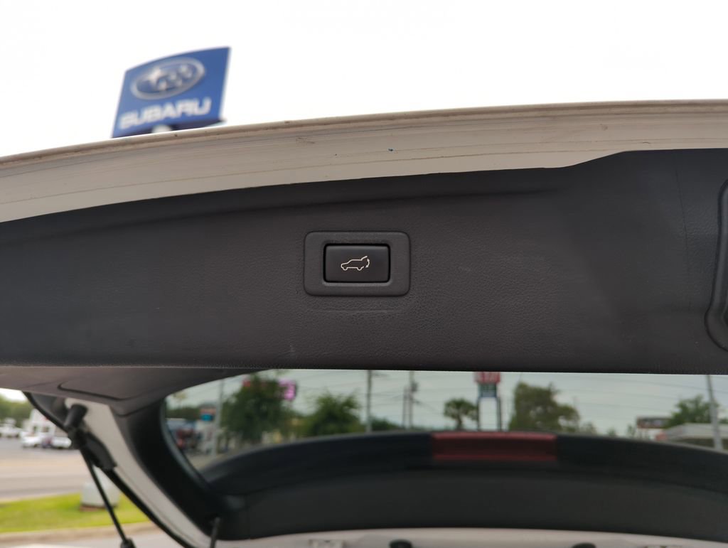 Used 2019 Subaru Outback 2.5i Limited AWD/4WD image 30