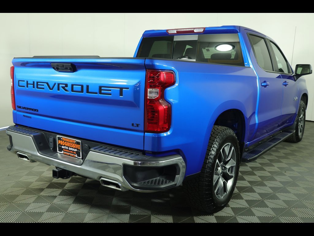 Used 2024 Chevrolet Silverado 1500 LT w/ Z71 Off-Road Package image 2