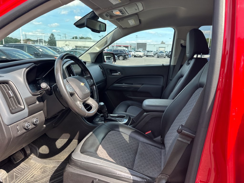 Used 2016 Chevrolet Colorado Z71 AWD/4WD image 10