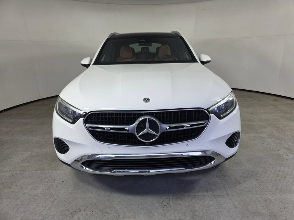 Certified 2025 Mercedes-Benz GLC 300 4MATIC image 2
