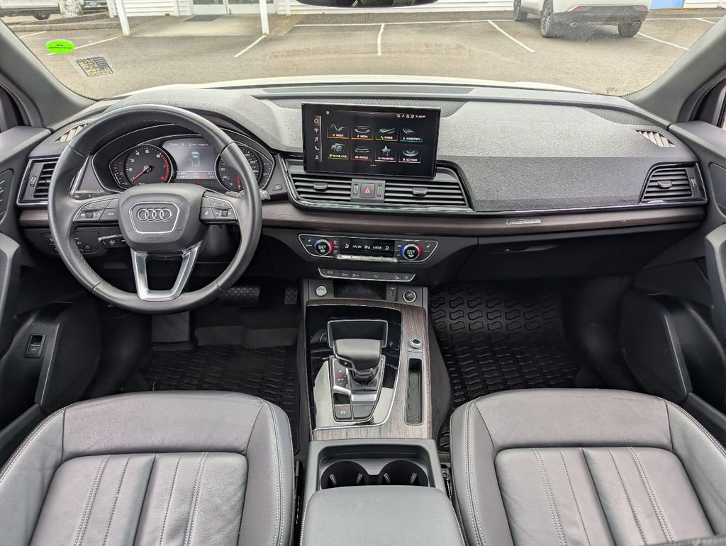 Used 2023 Audi Q5 2.0T Premium w/ Convenience Package AWD/4WD image 25