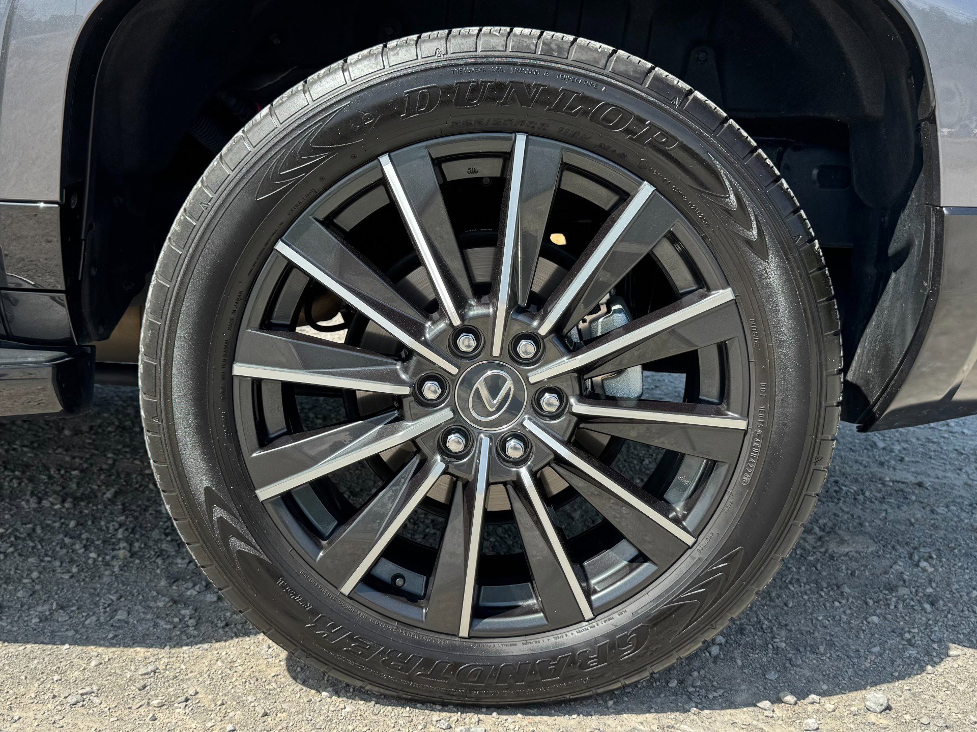 Used 2024 Lexus GX 550 AWD/4WD image 74