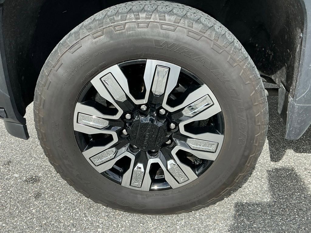 Used 2024 GMC Sierra 2500 Denali w/ Denali Reserve Package image 30