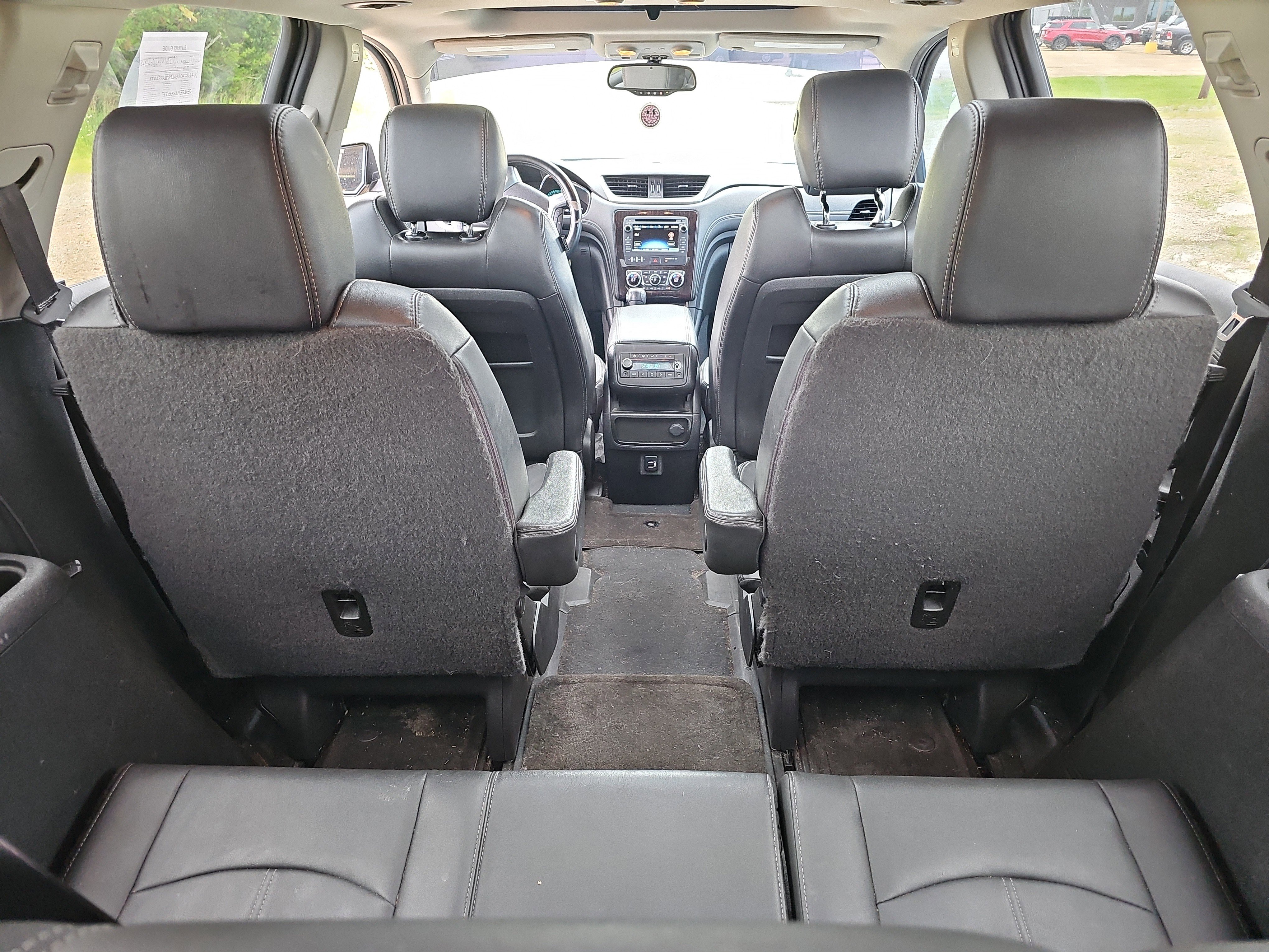 Used 2017 Chevrolet Traverse LT FWD image 8