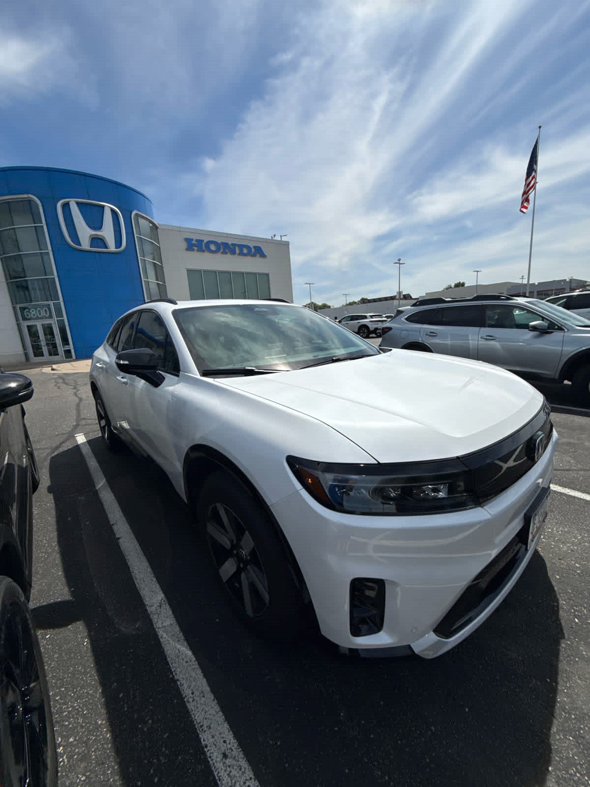 Used 2025 Honda Prologue Touring image 3