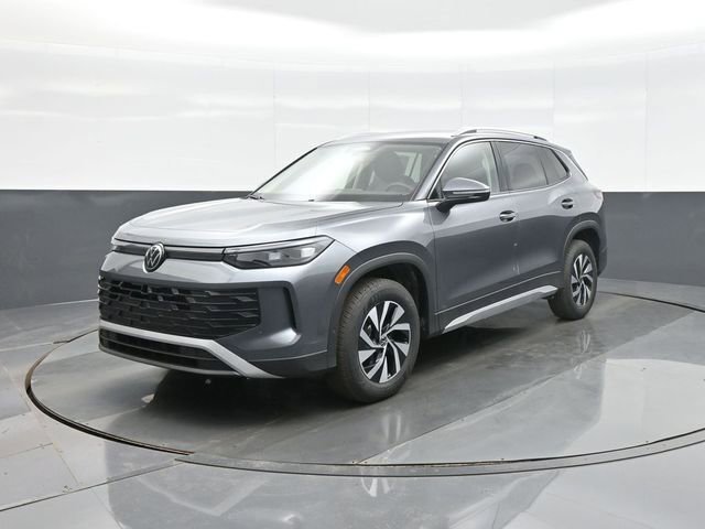 New 2026 Volkswagen Tiguan S image 3