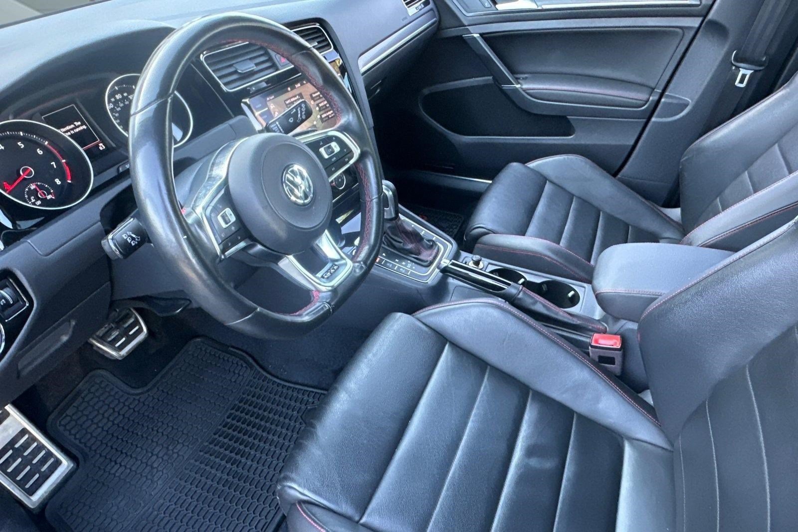 Used 2021 Volkswagen Golf 4-Door FWD image 4
