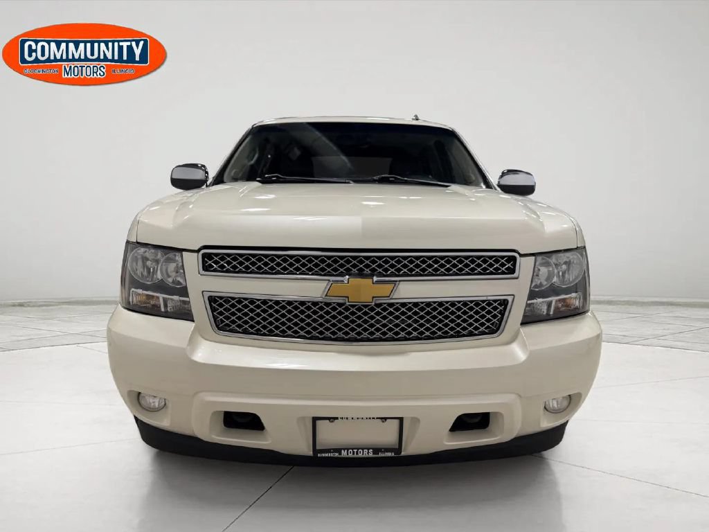 Used 2012 Chevrolet Avalanche LTZ AWD/4WD image 12