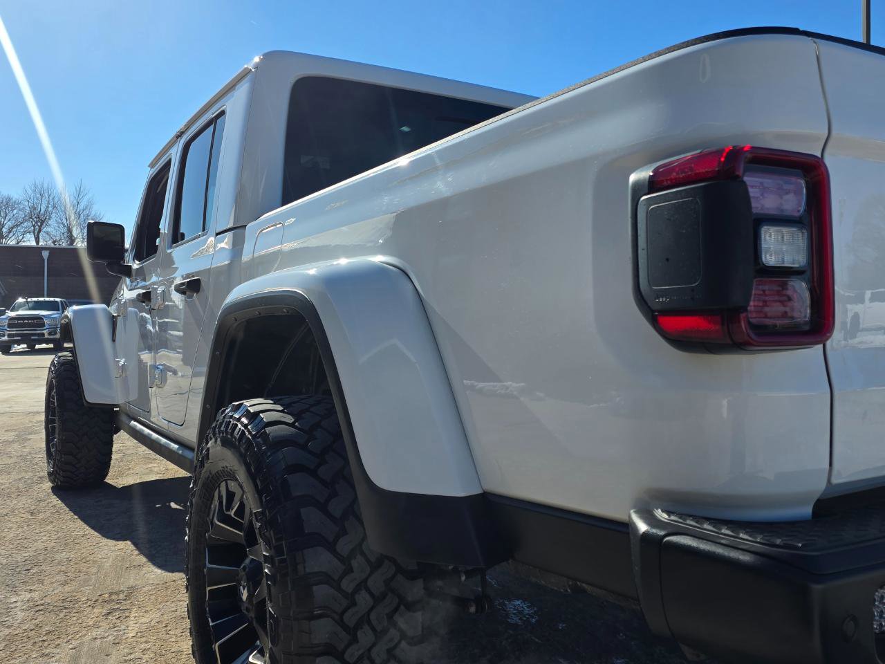 Used 2021 Jeep Gladiator Mojave image 17