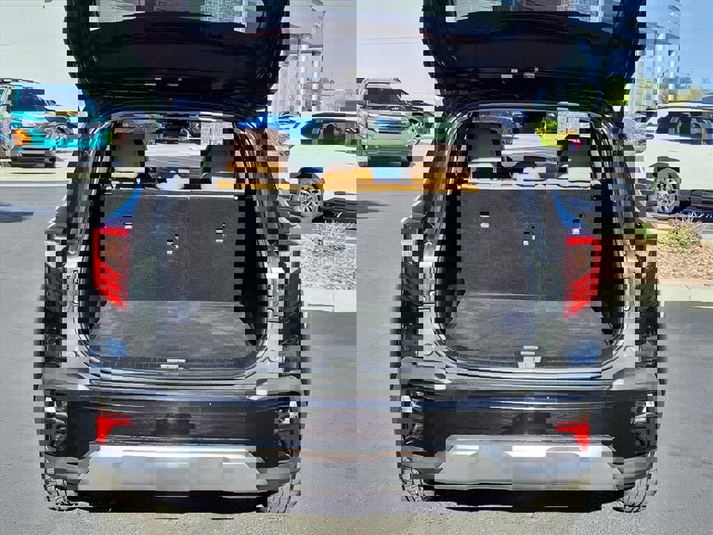 Used 2024 Kia Seltos EX image 16