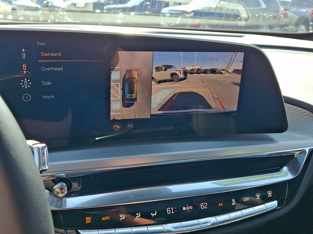 Certified 2024 Cadillac Lyriq Luxury AWD/4WD image 20