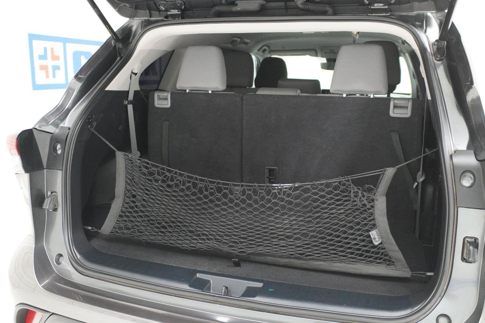 Used 2022 Toyota Highlander L FWD image 31