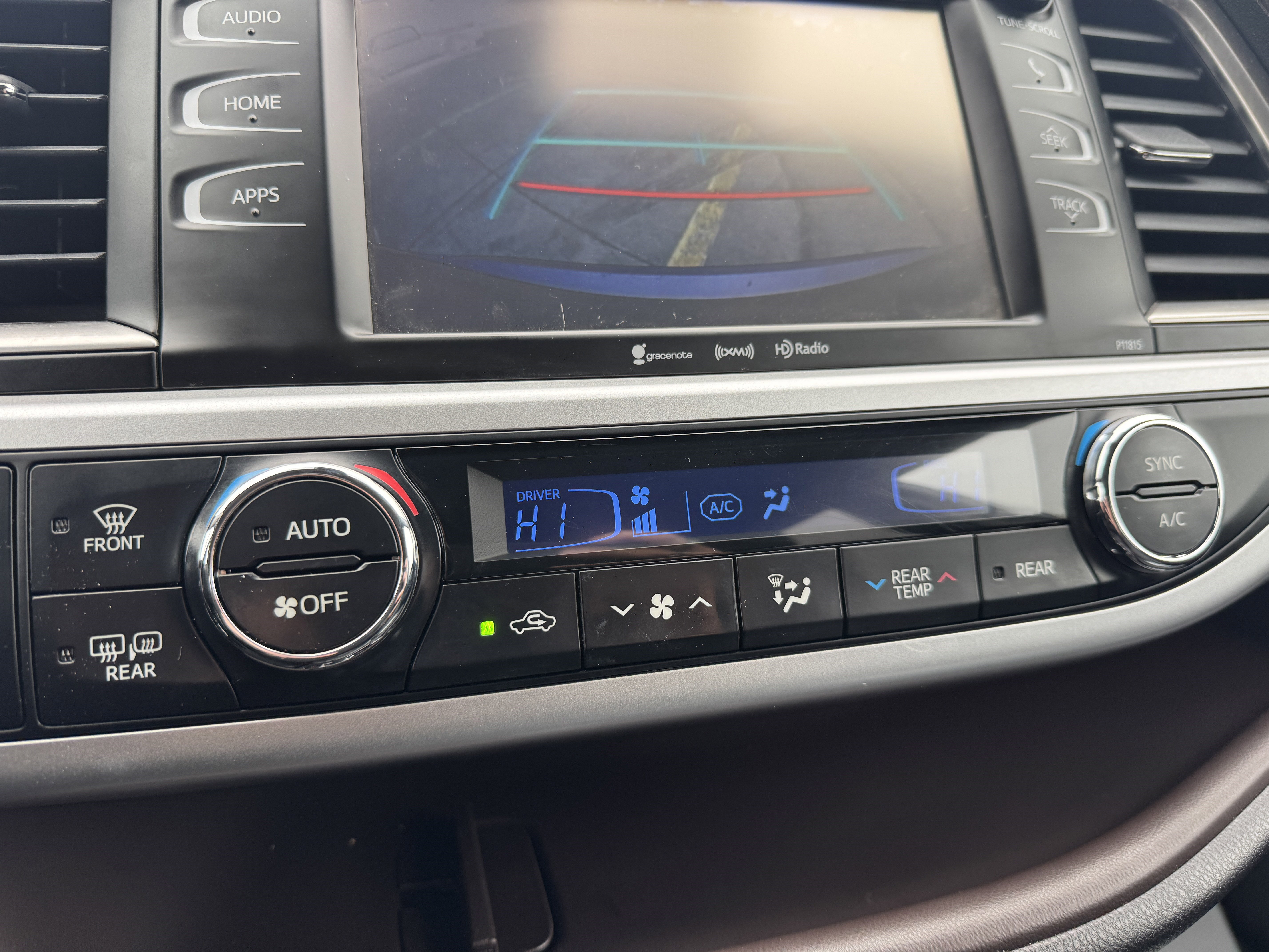 Certified 2019 Toyota Highlander Plus AWD/4WD image 26