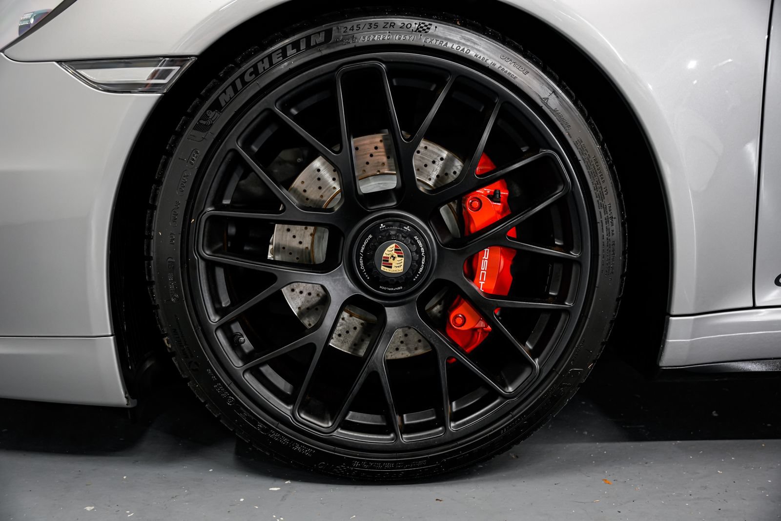 Used 2015 Porsche 911 Carrera GTS RWD image 45
