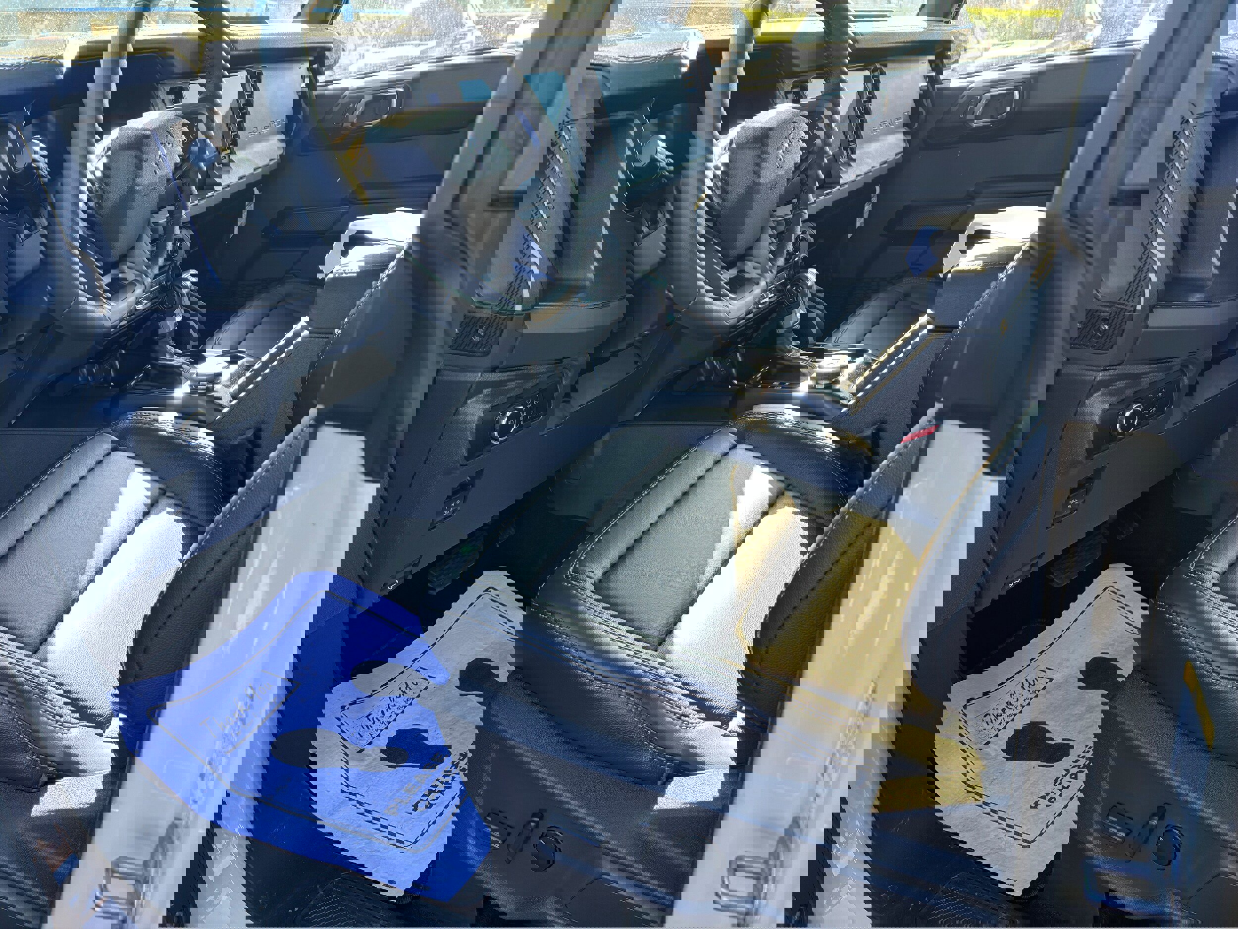 New 2025 Ford Bronco Badlands image 9