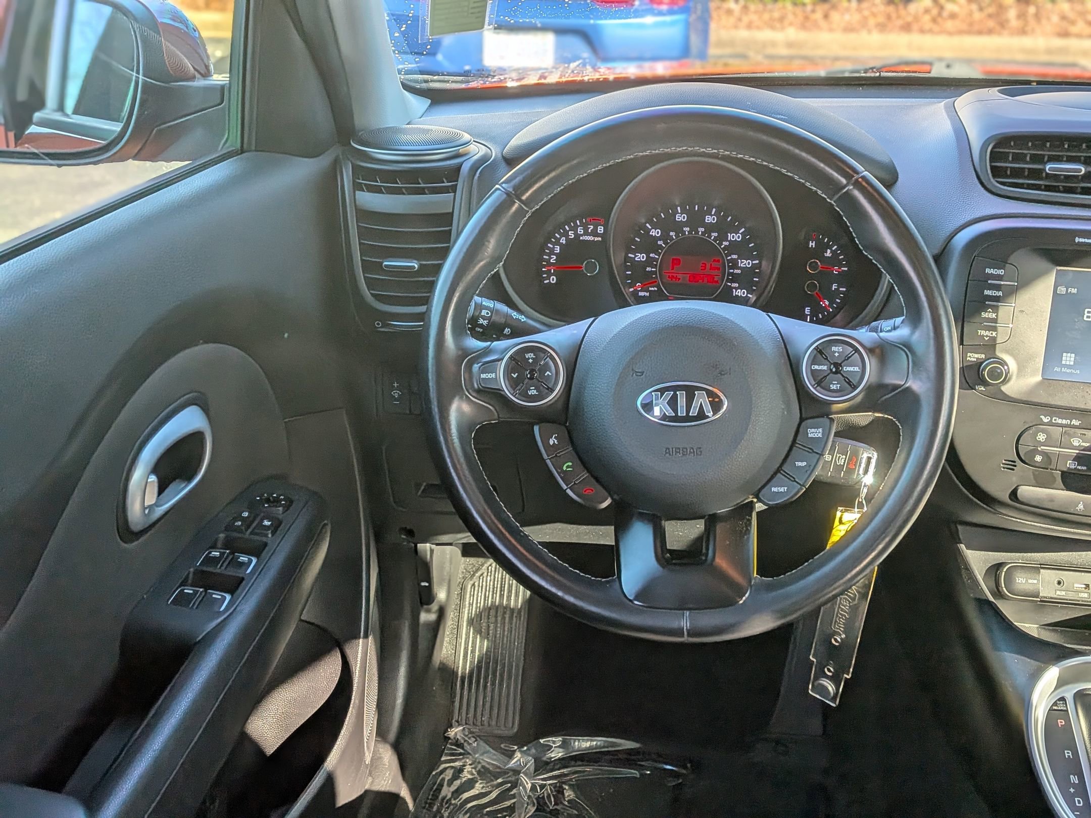 Used 2018 Kia Soul + image 20