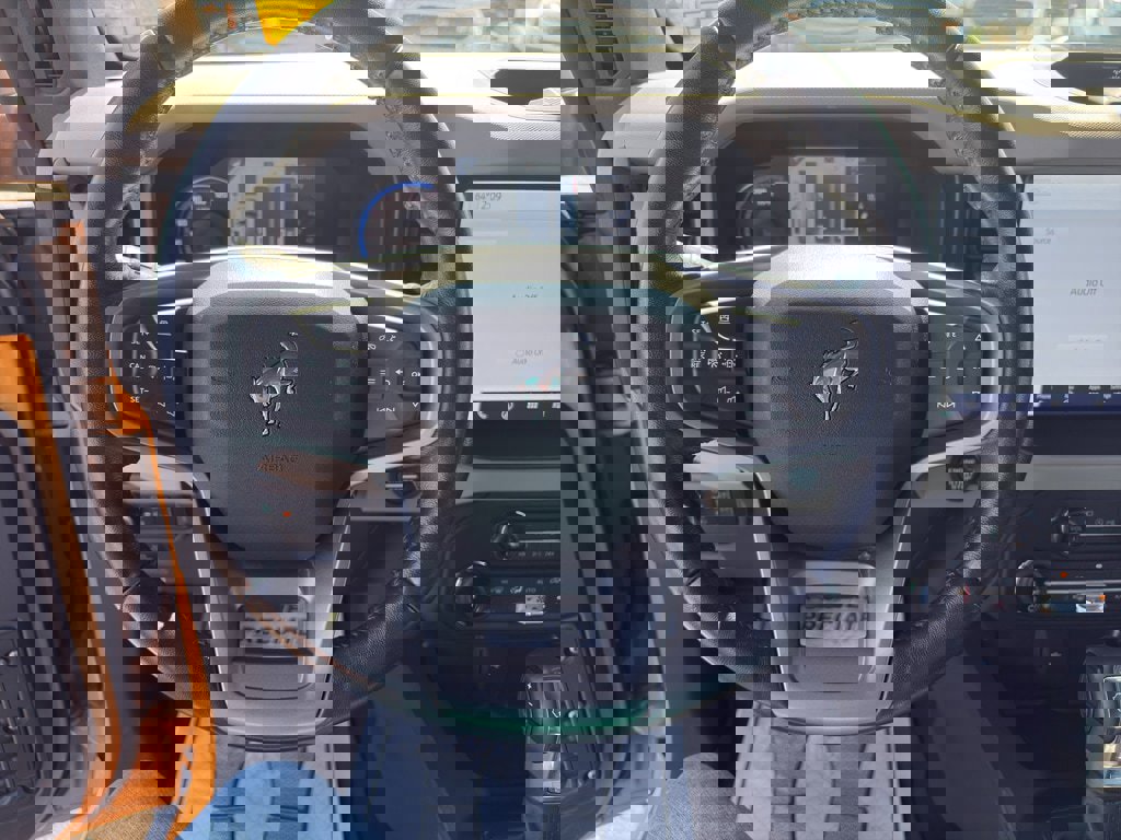 Used 2022 Ford Bronco Wildtrak image 12