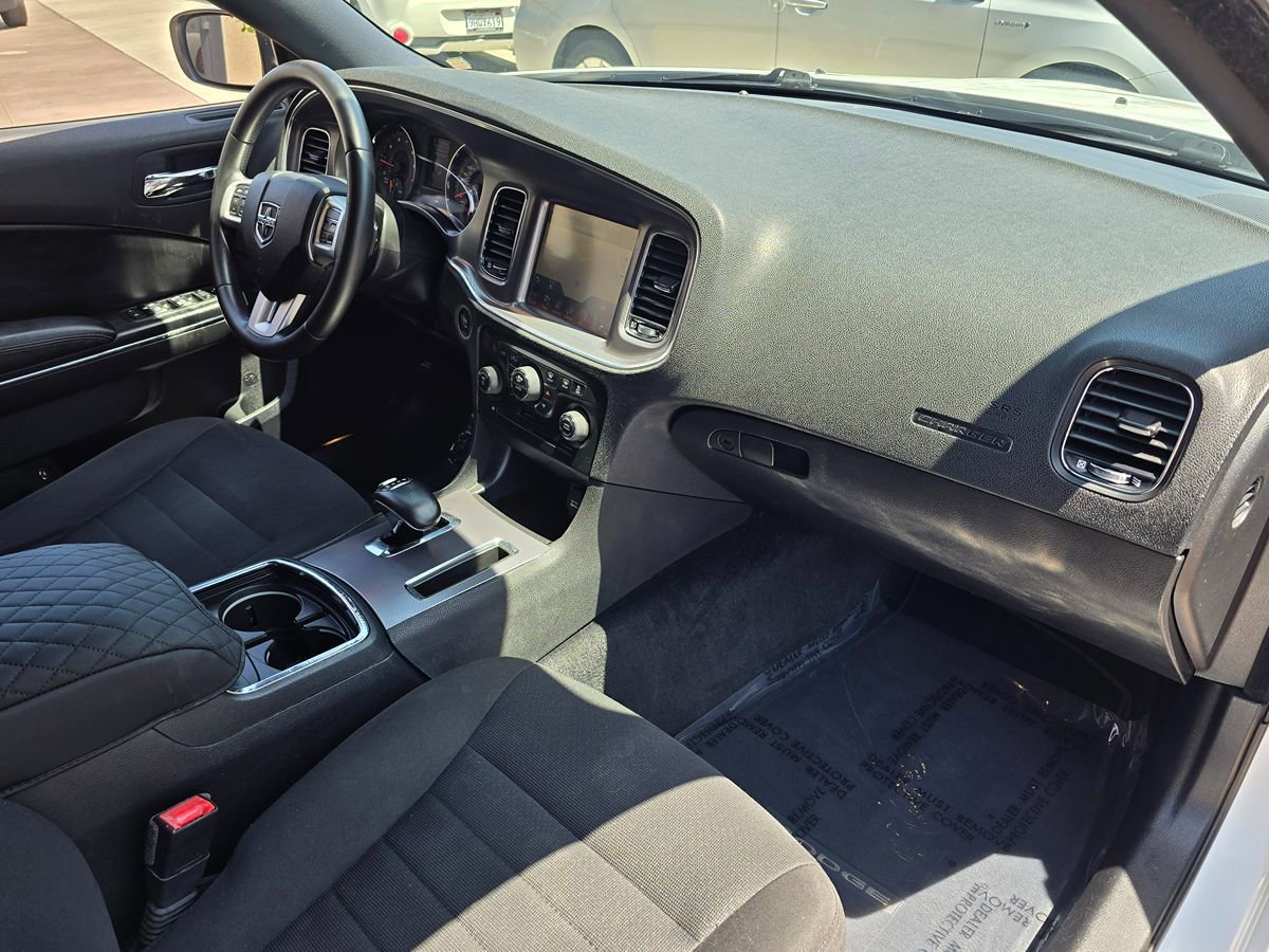 Used 2013 Dodge Charger SXT RWD image 14