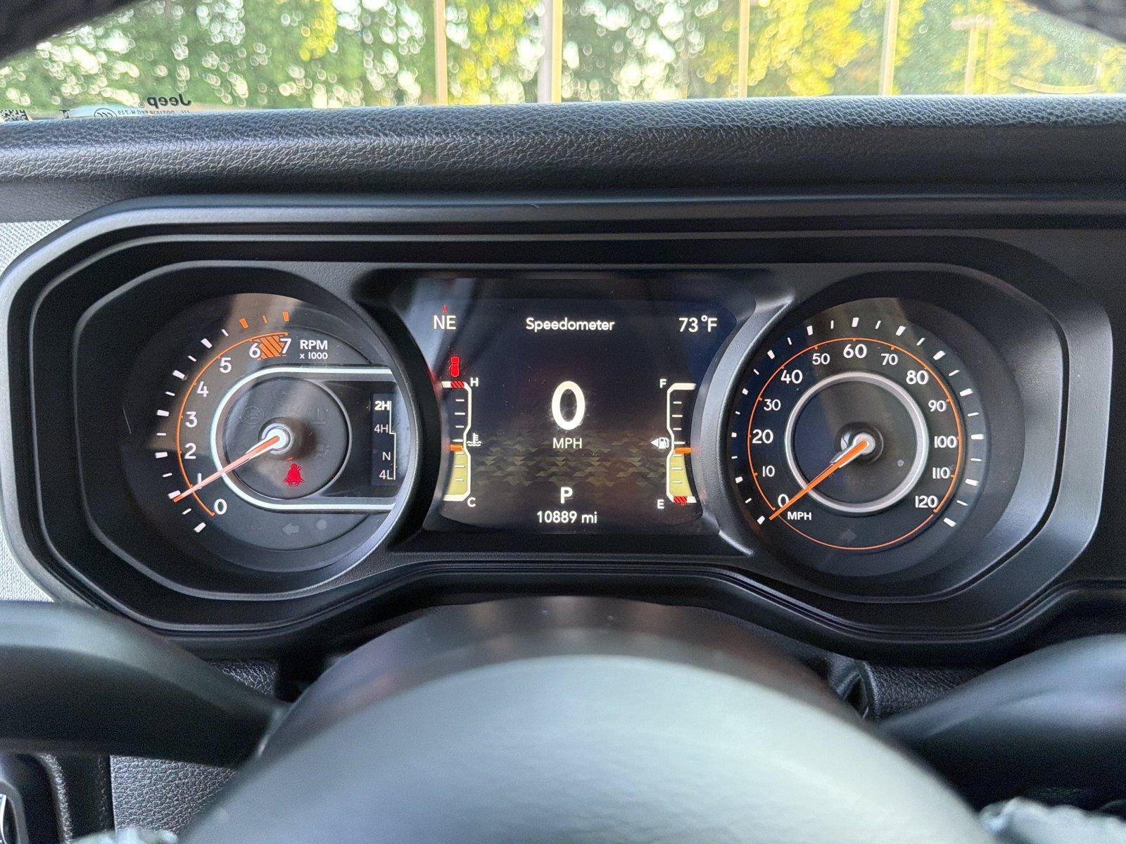 Used 2025 Jeep Wrangler Sport AWD/4WD image 24