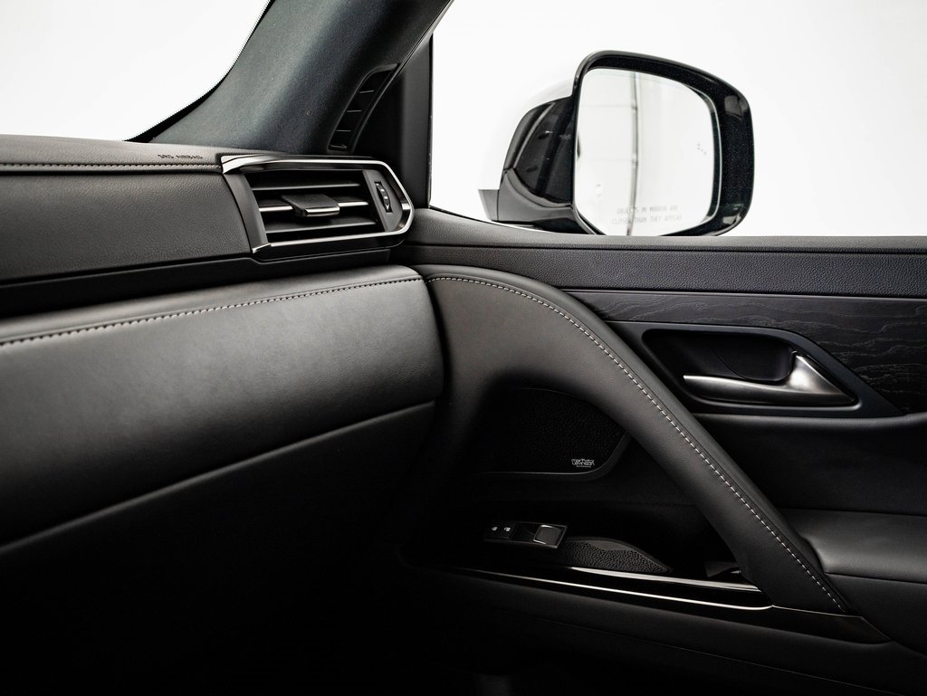 Used 2024 Lexus LX 600 4WD w/ Interior Upgrade Package image 42