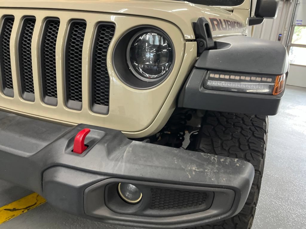 Used 2022 Jeep Wrangler Unlimited Rubicon w/ Cold Weather Group AWD/4WD image 17