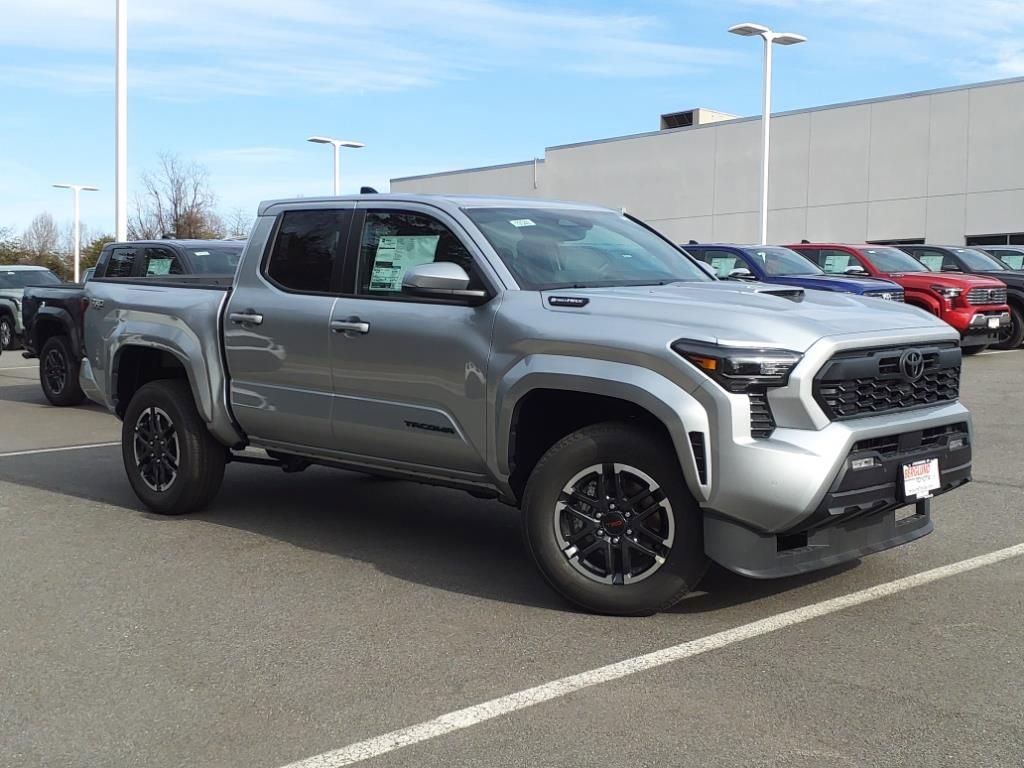 New 2025 Toyota Tacoma TRD Sport image 2