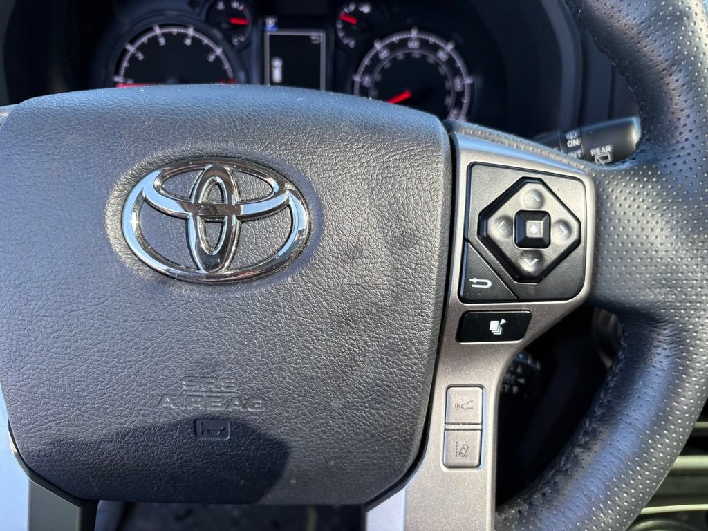 Used 2024 Toyota 4Runner SR5 Premium w/ Moonroof Package AWD/4WD image 18