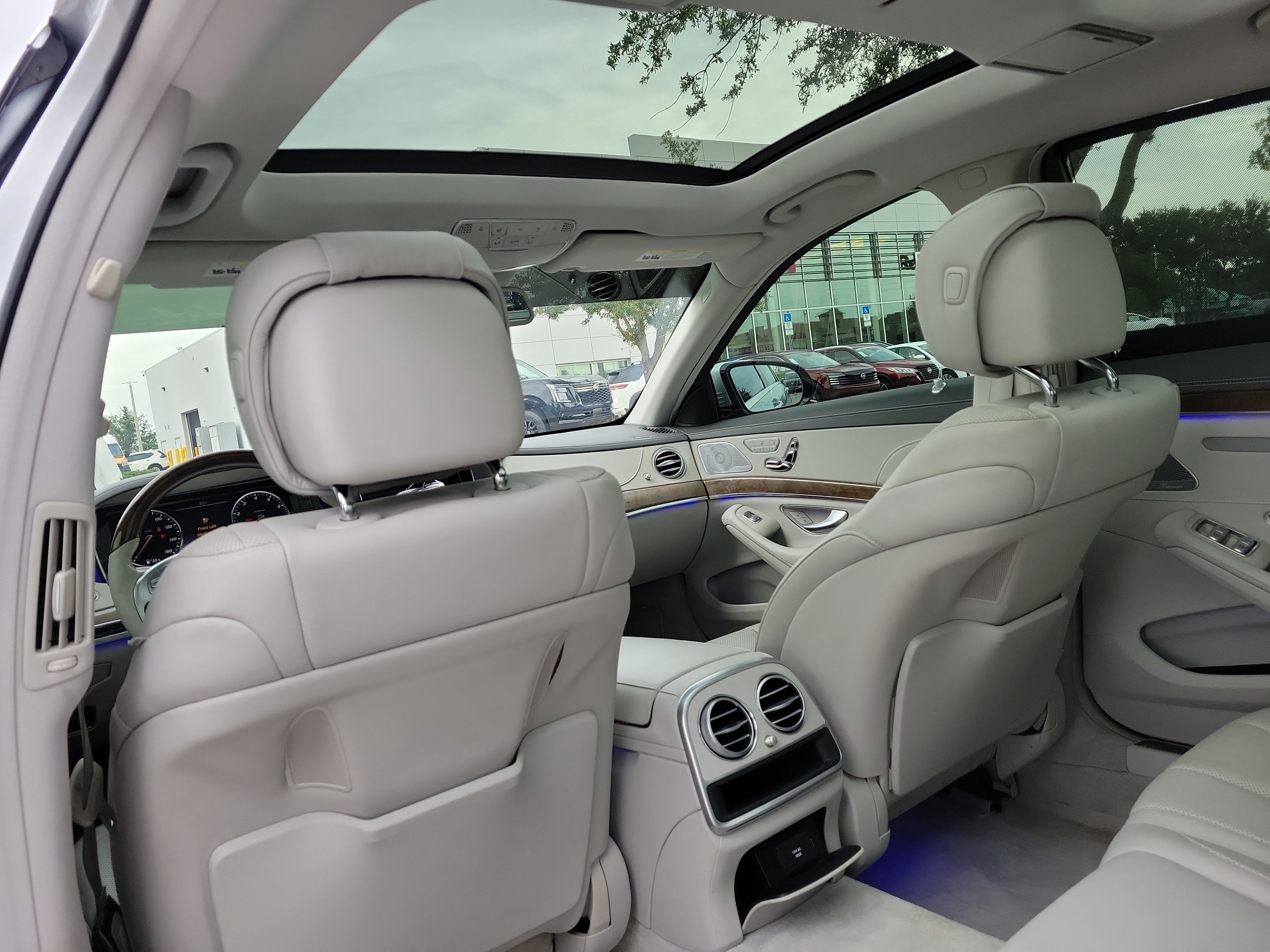Used 2015 Mercedes-Benz S 550 Sedan image 18