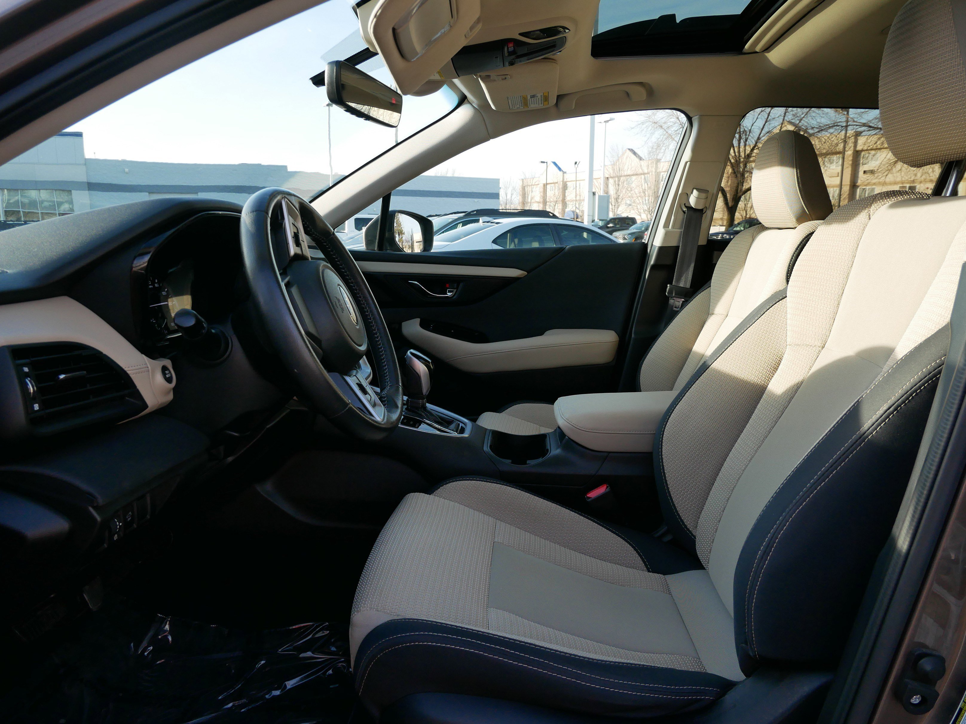 Used 2021 Subaru Outback Premium image 31