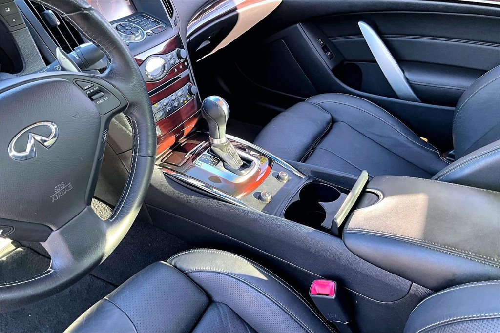 Used 2014 INFINITI Q60 Journey w/ Premium Package RWD image 16