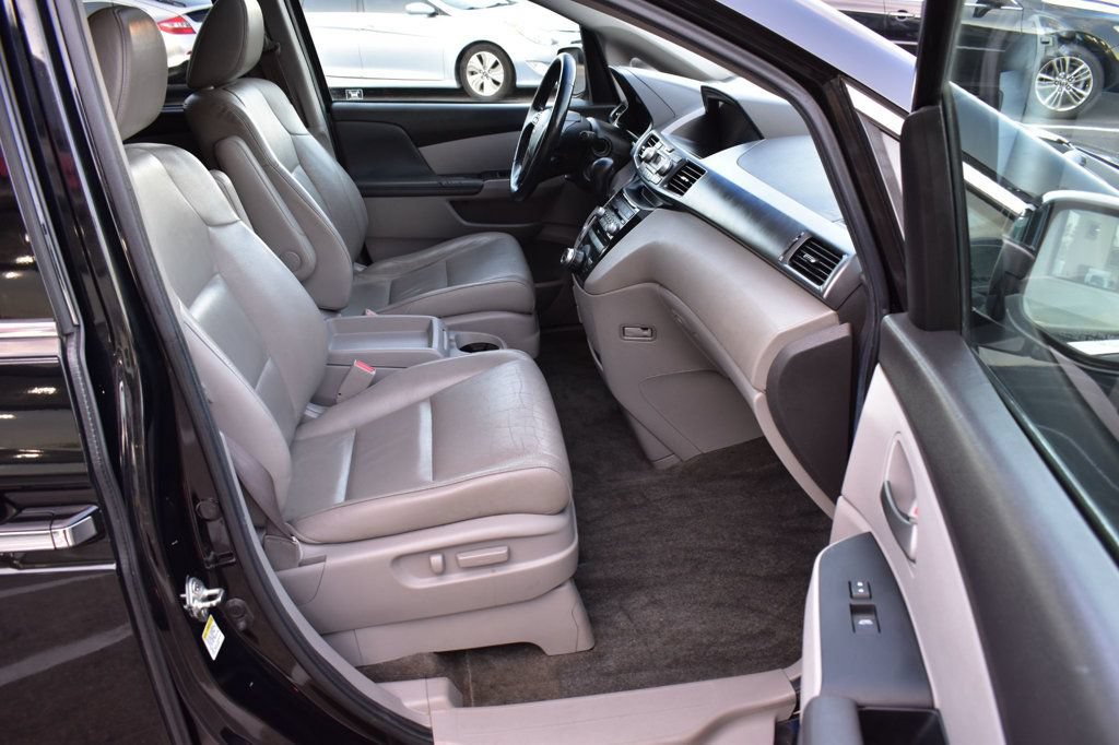 Used 2012 Honda Odyssey Touring image 16