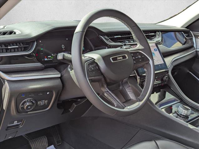 Used 2023 Jeep Grand Cherokee 4WD 4xe image 10
